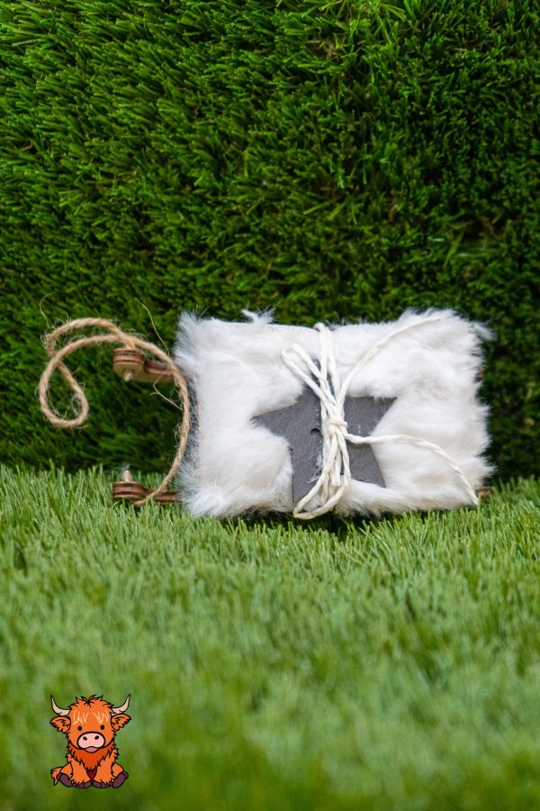 Rustic Wooden Sleigh Christmas Decoration with Fluffy Finish - Image 3
