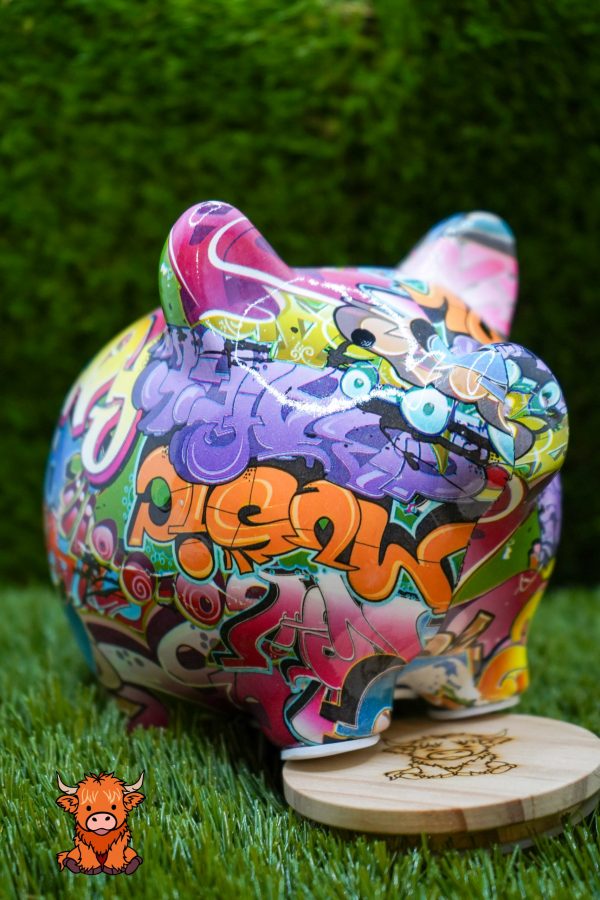 Graffiti 'Piggy Banksy'